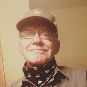 Meet your Posher, Les